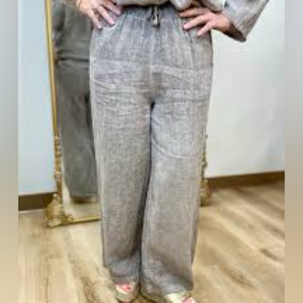 Tempo Paris Gray Blue Embroidered Linen Pants, Size L, NWT